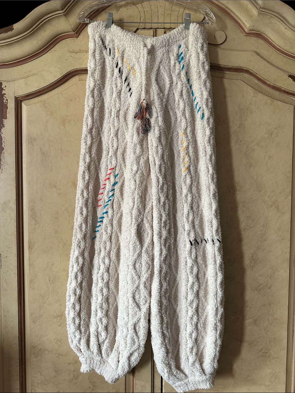 POL Cream Sherpa Fleece Cozy Joggers/Pants size Medium